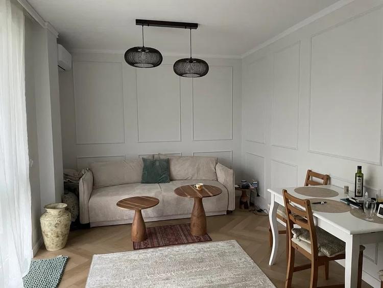 Apartament cu 2 camere, mobilat în Florești