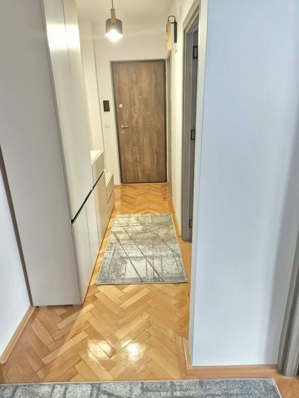 Apartament cu 2 camere decomandat în Sud
