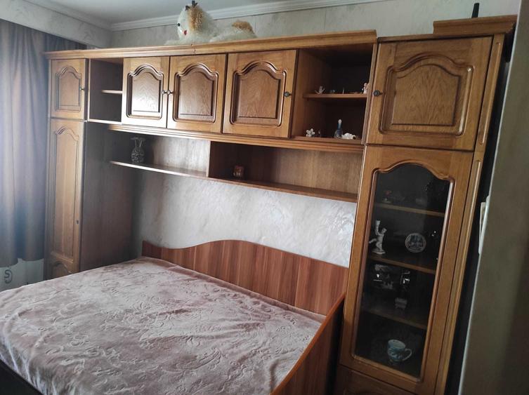 Apartament cu 3 camere decomandat în Găvana