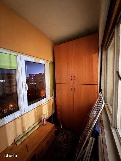 Apartament cu 3 camere semidecomandat în Olimpia-Stadion