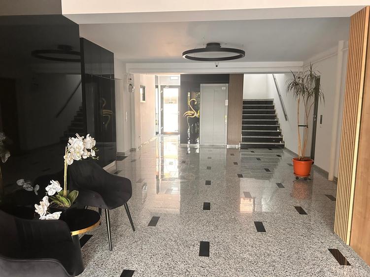 Apartament cu 3 camere decomandat în Bd. Coșbuc