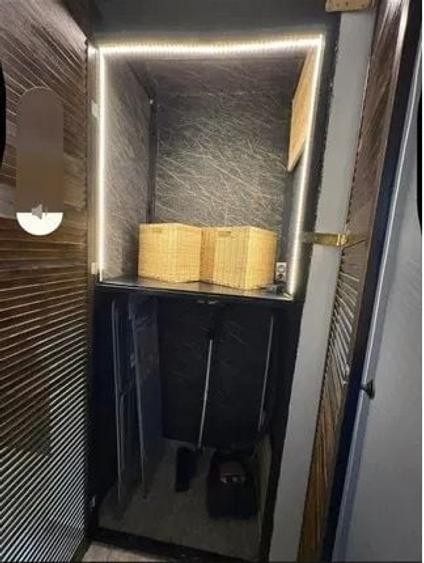 Apartament cu 2 camere decomandat, mobilat în Tei