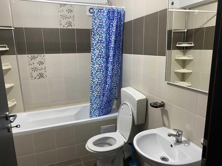 Garsonieră decomandată în Cedonia
