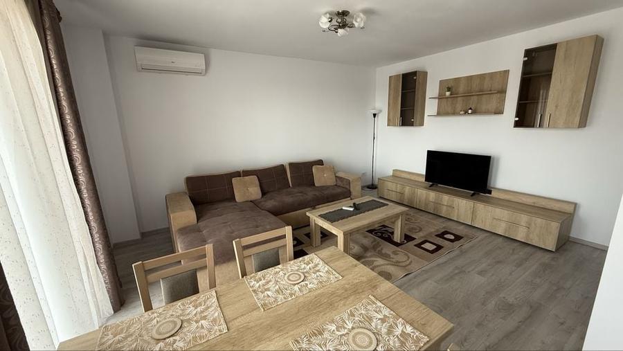 Apartament cu 2 camere decomandat în Central