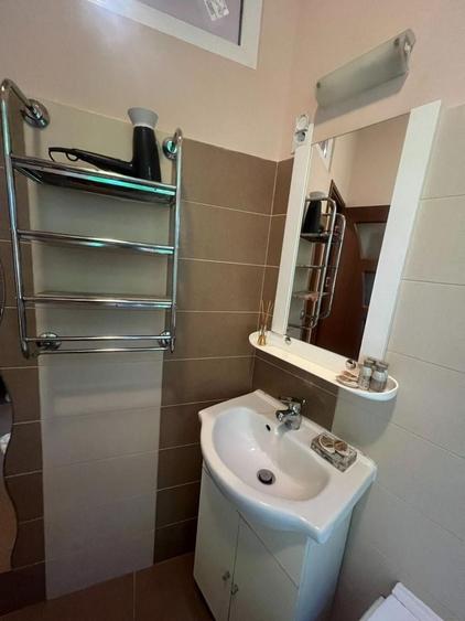 Casă individuală cu 5 camere cu Canalizare în Brașovul Vechi