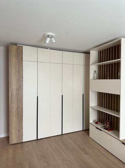Apartament cu 2 camere decomandat în Aviației