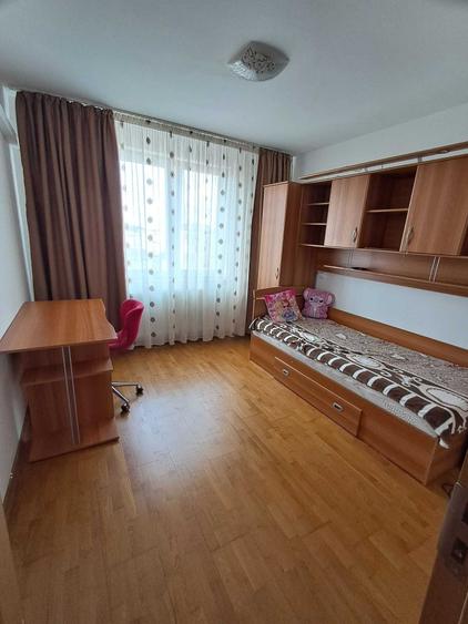 Apartament cu 2 camere decomandat în Rogerius