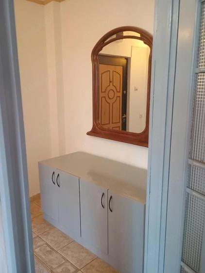Inchiriez apartament 2 camere ultracentral mobilat,utilat, termen lung sau regim hotelier - 4