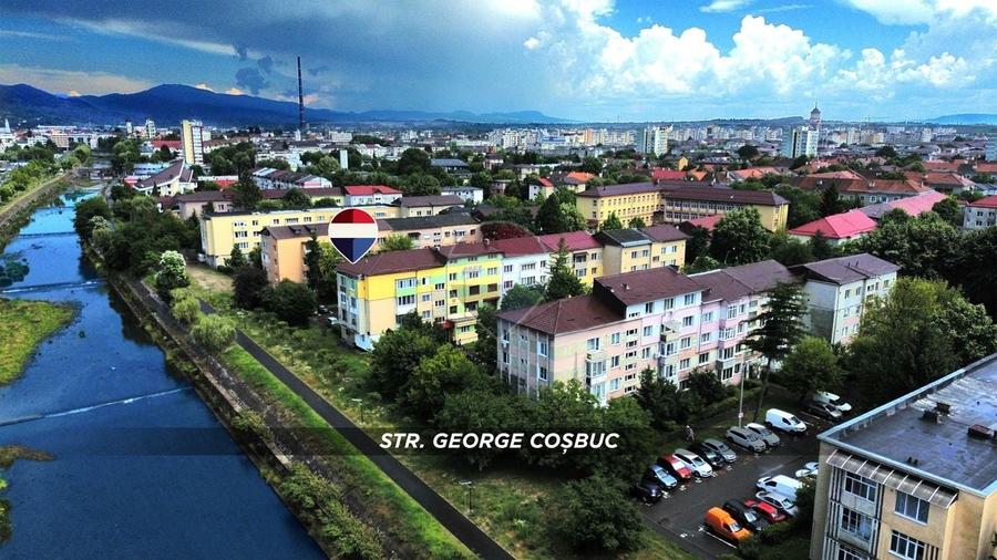 Apartament cu 2 camere decomandat în Central