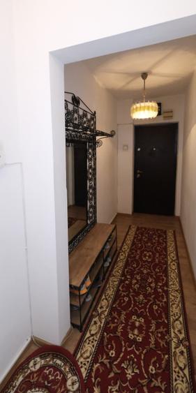 Apartament cu 2 camere decomandat, mobilat în Drumul Taberei