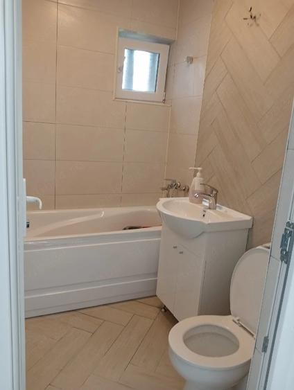 Apartament cu 2 camere semidecomandat în Obor