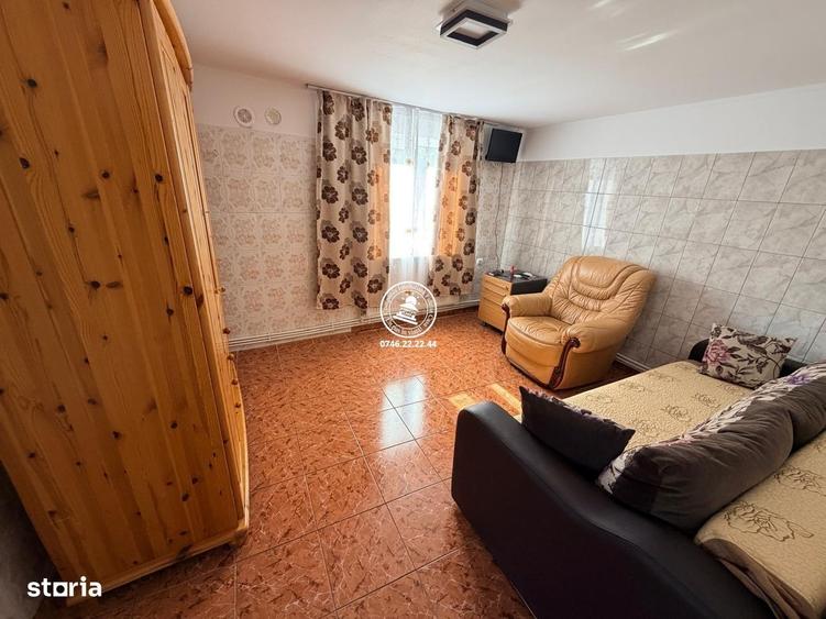 Casă cu 4 camere cu Teren 519 Mp în Belcești
