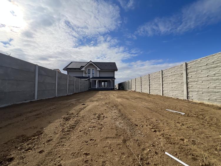 Duplex cu 4 camere cu Canalizare în Urseni