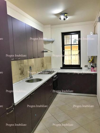 Apartament cu 2 camere decomandat în Ronaț