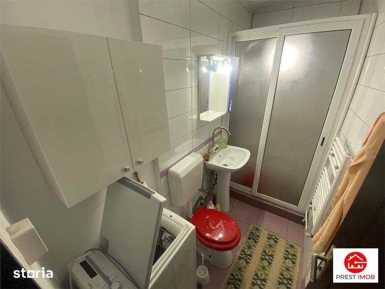 Apartament cu 2 camere semidecomandat în Central