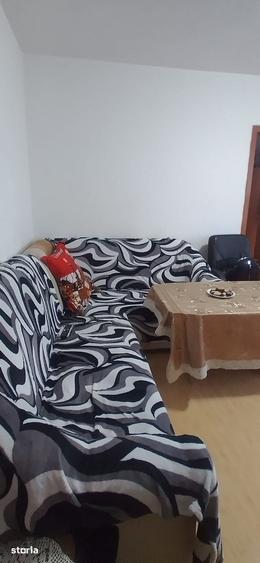 Apartament cu 2 camere nedecomandat în Mihai Bravu