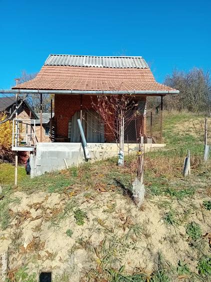 Casă cu 3 camere în Zăuan