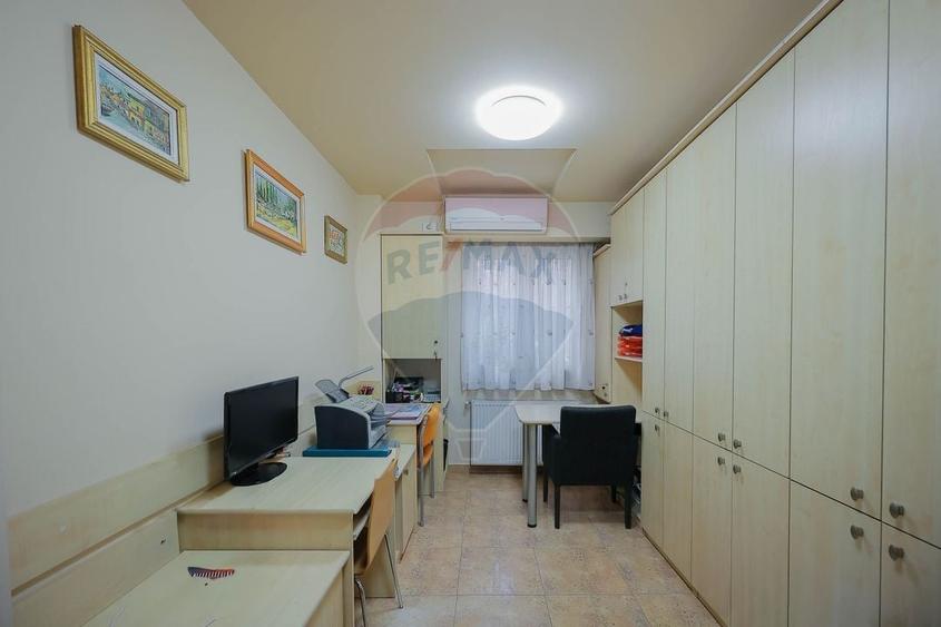 De vânzare garsonieră 13 mp, parter - zona Rogerius - 1