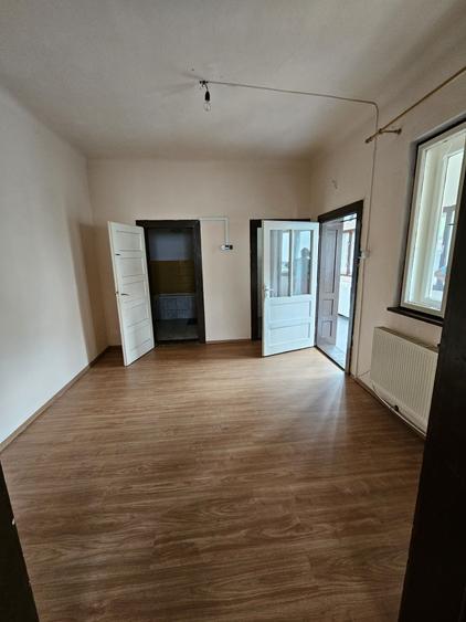 Casa de vanzare str. Bistritei - 3