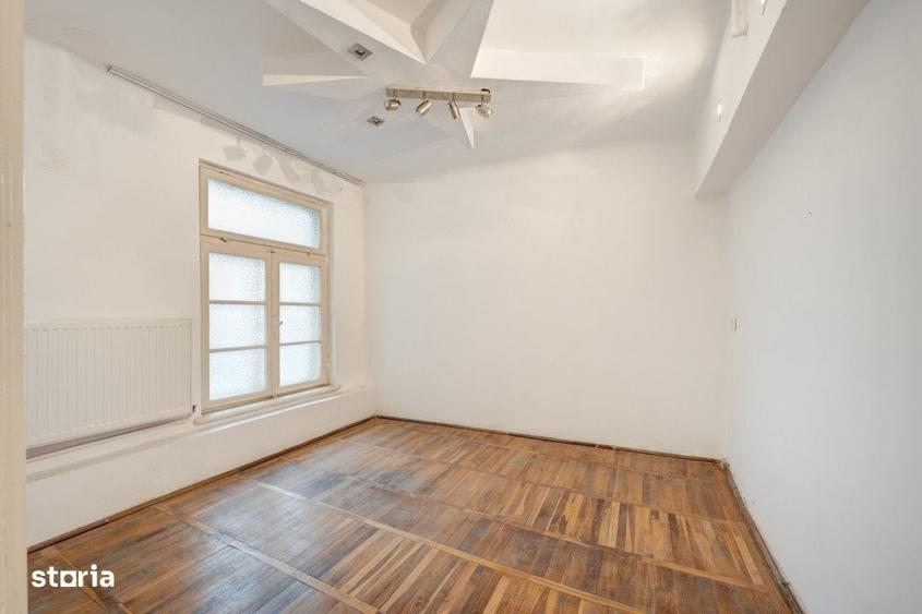 Apartament cu 3 camere în Calea Victoriei