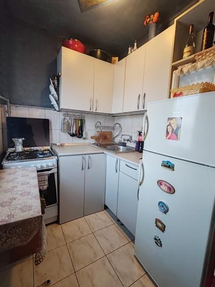 Apartament cu 2 camere semidecomandat în Săsar