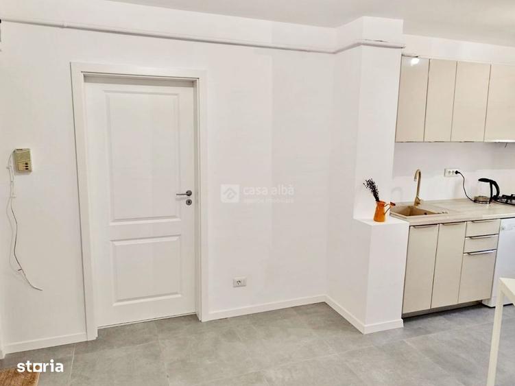 Apartament cu 2 camere decomandat, mobilat în Ultracentral