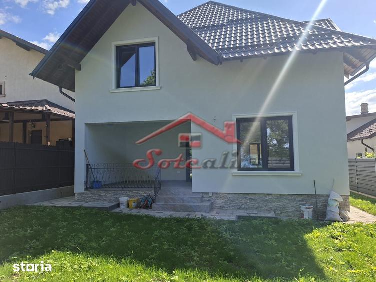 Casă cu 4 camere cu Teren 470 Mp în Cornu