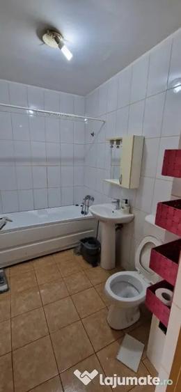 Garsonieră decomandată în Florești