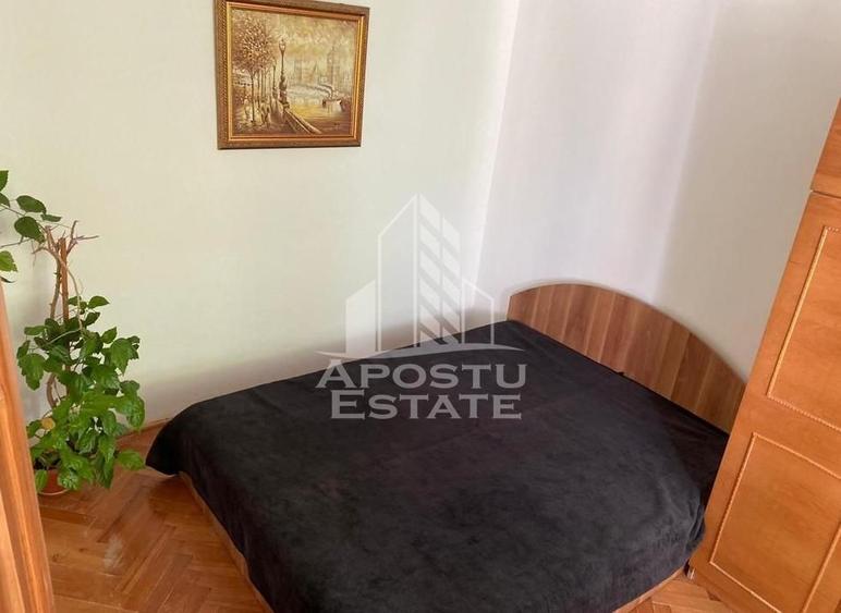 Apartament cu 2 camere semidecomandat, mobilat în Olimpia-Stadion