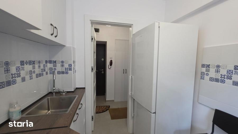 Apartament cu 3 camere, mobilat în Iancului