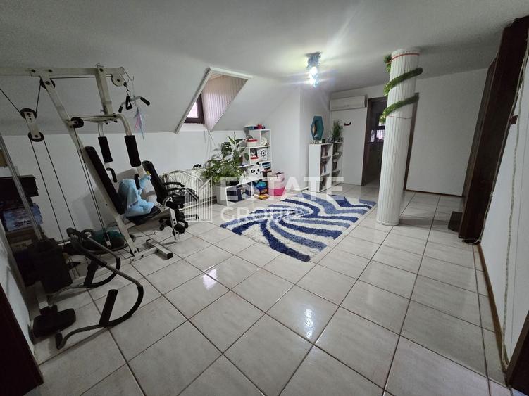 Casă individuală cu 5 camere cu Canalizare în Mehala