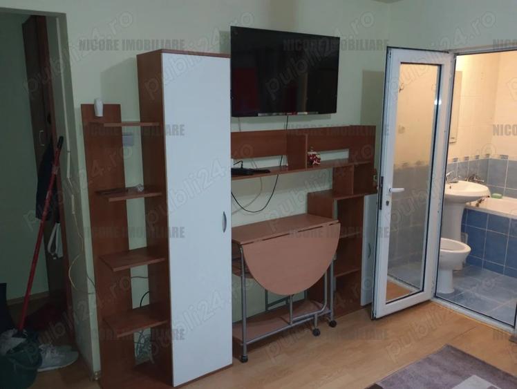 Garsonieră semidecomandată în Soarelui