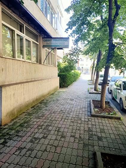 Spațiu comercial, de 55 mp, în Central