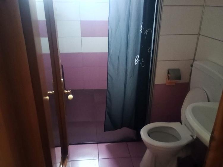Casă cu 4 camere în Exterior Vest