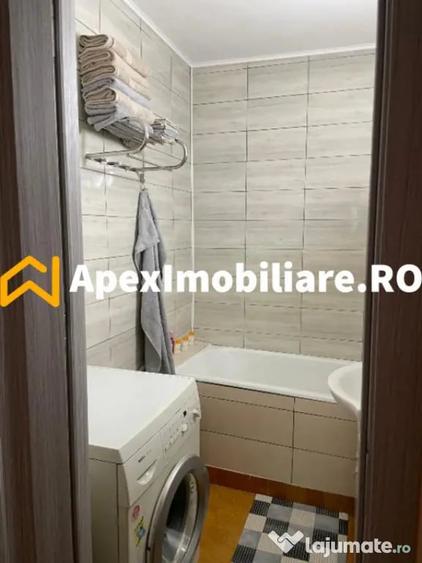 Apartament cu 3 camere decomandat în Vatra Luminoasă