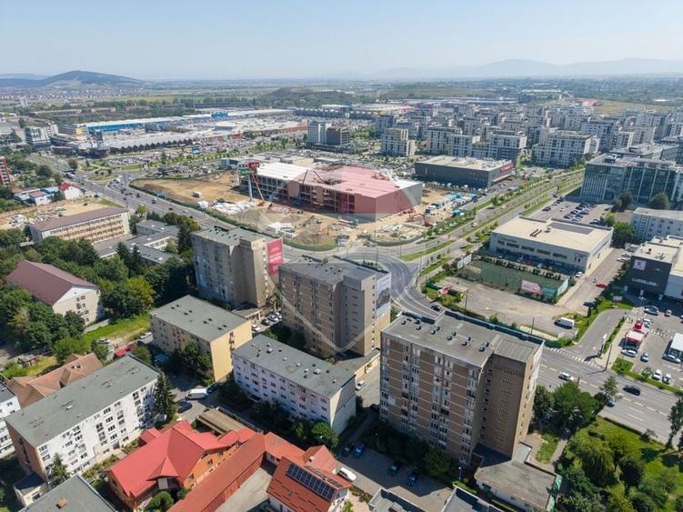 Garsonieră, mobilată în 13 Decembrie