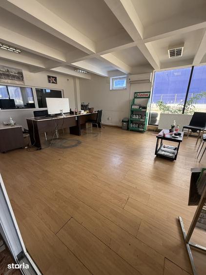 Spațiu comercial, de 933 mp, în Letea Veche