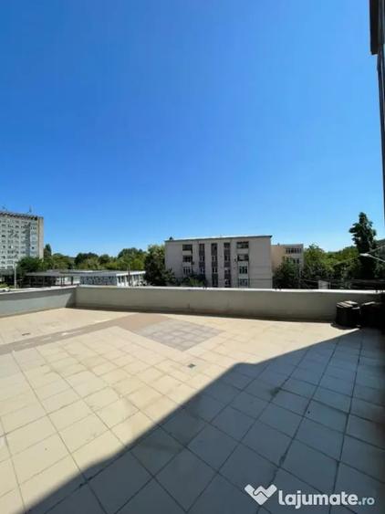 Spațiu comercial, de 660 mp, în Titulescu