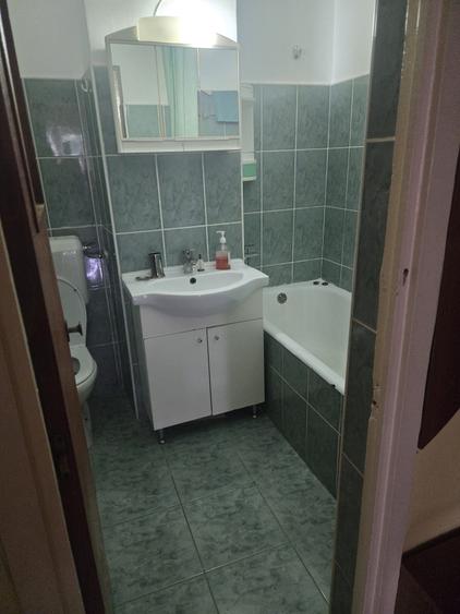 Apartament cu 2 camere decomandat în Drumul Carului