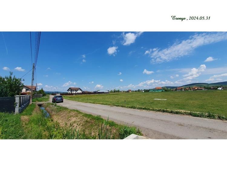 Teren intravilan de vanzare - 11