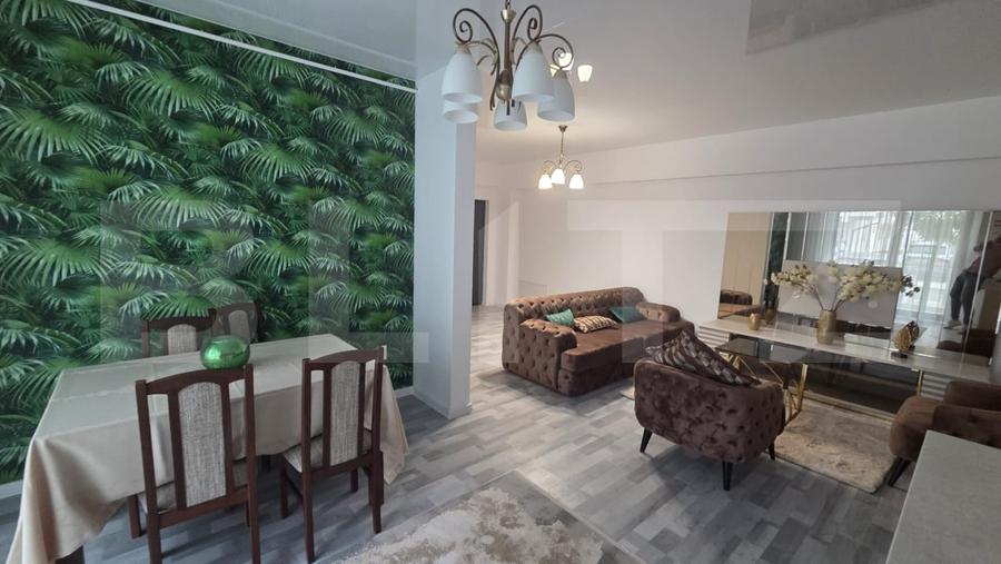 Apartament cu 3 camere decomandat, mobilat în Exterior Est