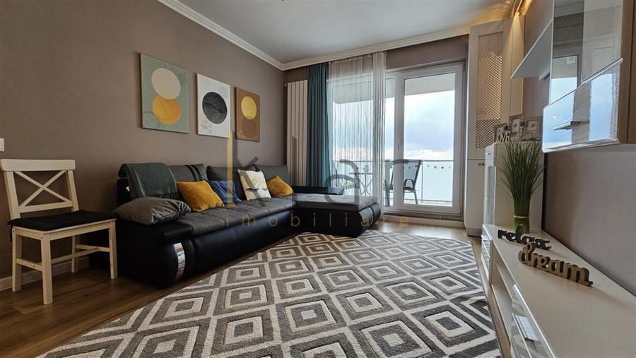 Apartament cu 2 camere semidecomandat, mobilat în Bună Ziua
