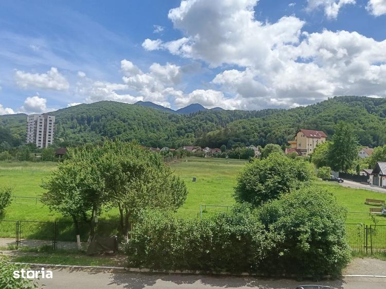 Apartament cu 4 camere în Dârste