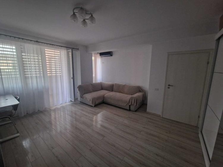 Apartament cu 2 camere decomandat în Chiajna