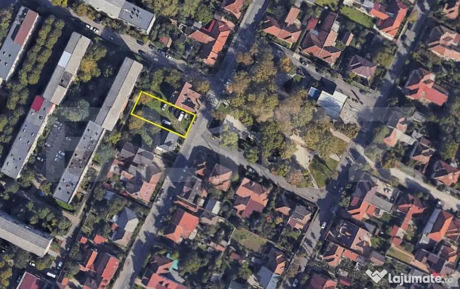 Teren de 560 mp, în 14 Mai