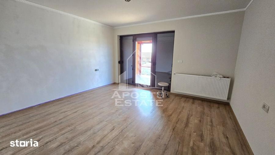 Casa de vanzare spatioasa, 5 camere si 3 bai, Giarmata, Comision 0 - 15