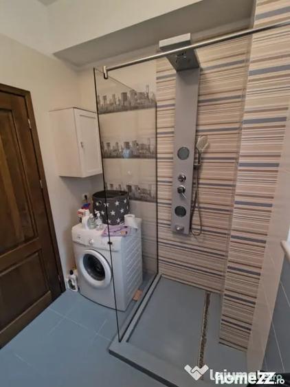 Apartament cu 3 camere semidecomandat în Ultracentral