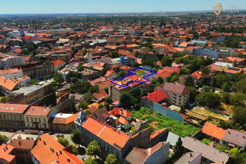 Teren Construcții intravilan de 1610 mp, în Central