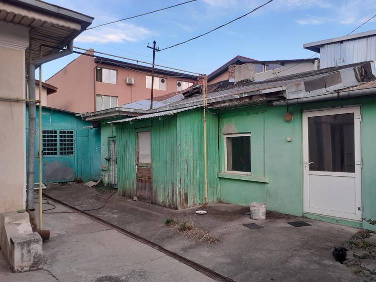 Casă individuală cu 2 camere cu Teren 298 Mp în Bucureștii Noi