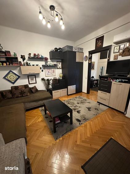Apartament cu 2 camere semidecomandat în Eminescu